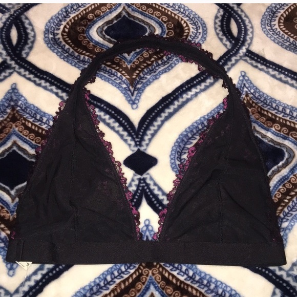 🌹Only 1 Left Elle Halter🌹 - Picture 3 of 5